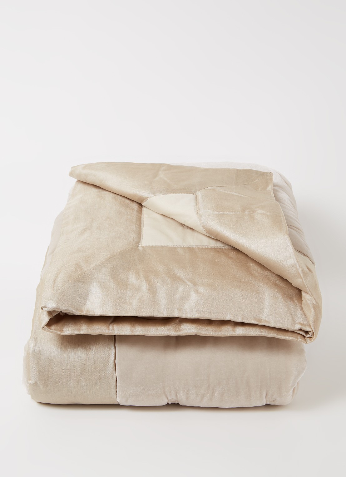 Yves Delorme Cocon bedsprei 260 x 240 cm - voorkant 3 gebroken wit