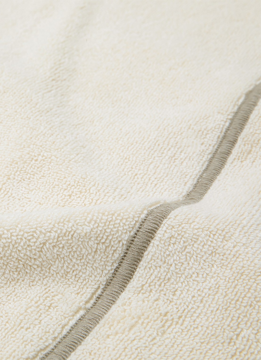 Yves Delorme Croisiere strandlaken  - 480 gr/m2 - 92 x 200 cm - detail 4 creme