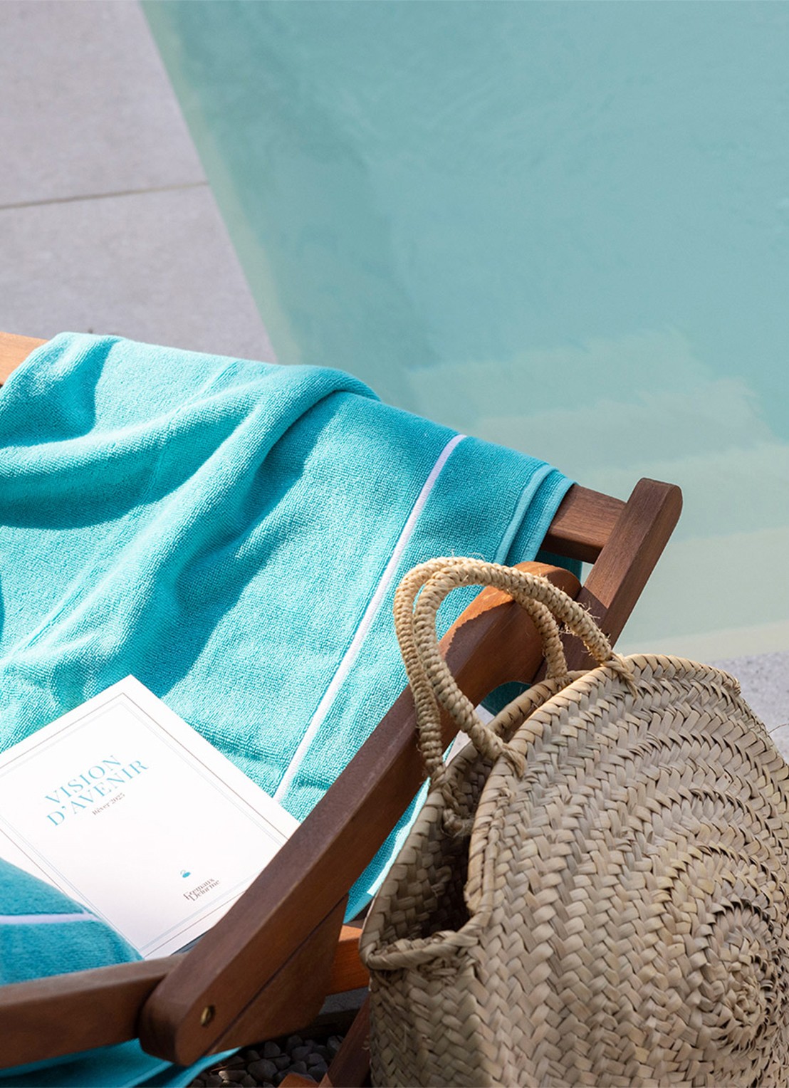 Yves Delorme Croisiere strandlaken  - 480 gr/m2 - 92 x 200 cm - detail 4 aquablauw