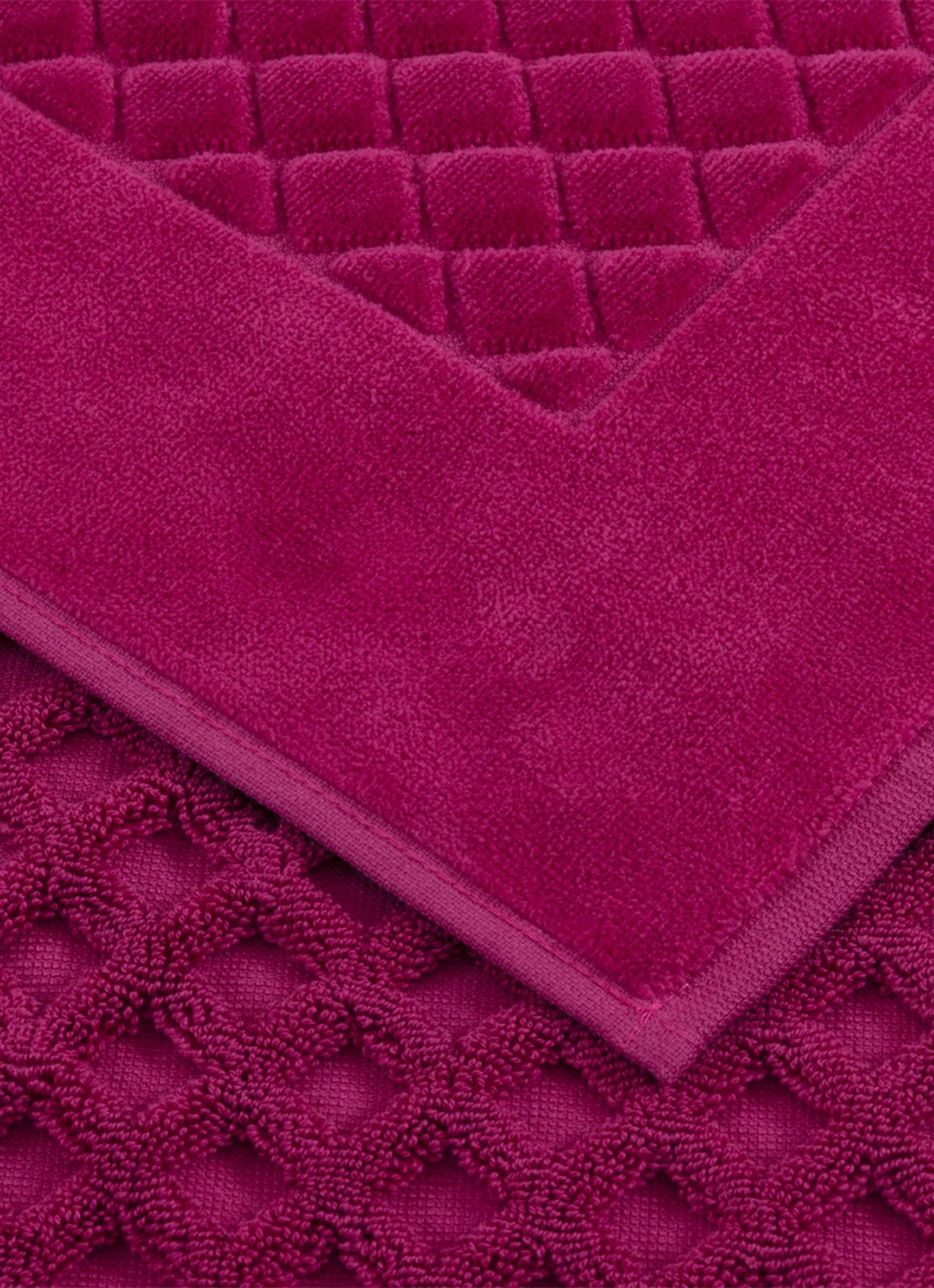 Yves Delorme Etoile badmat 55 x 90 cm - detail fuchsia