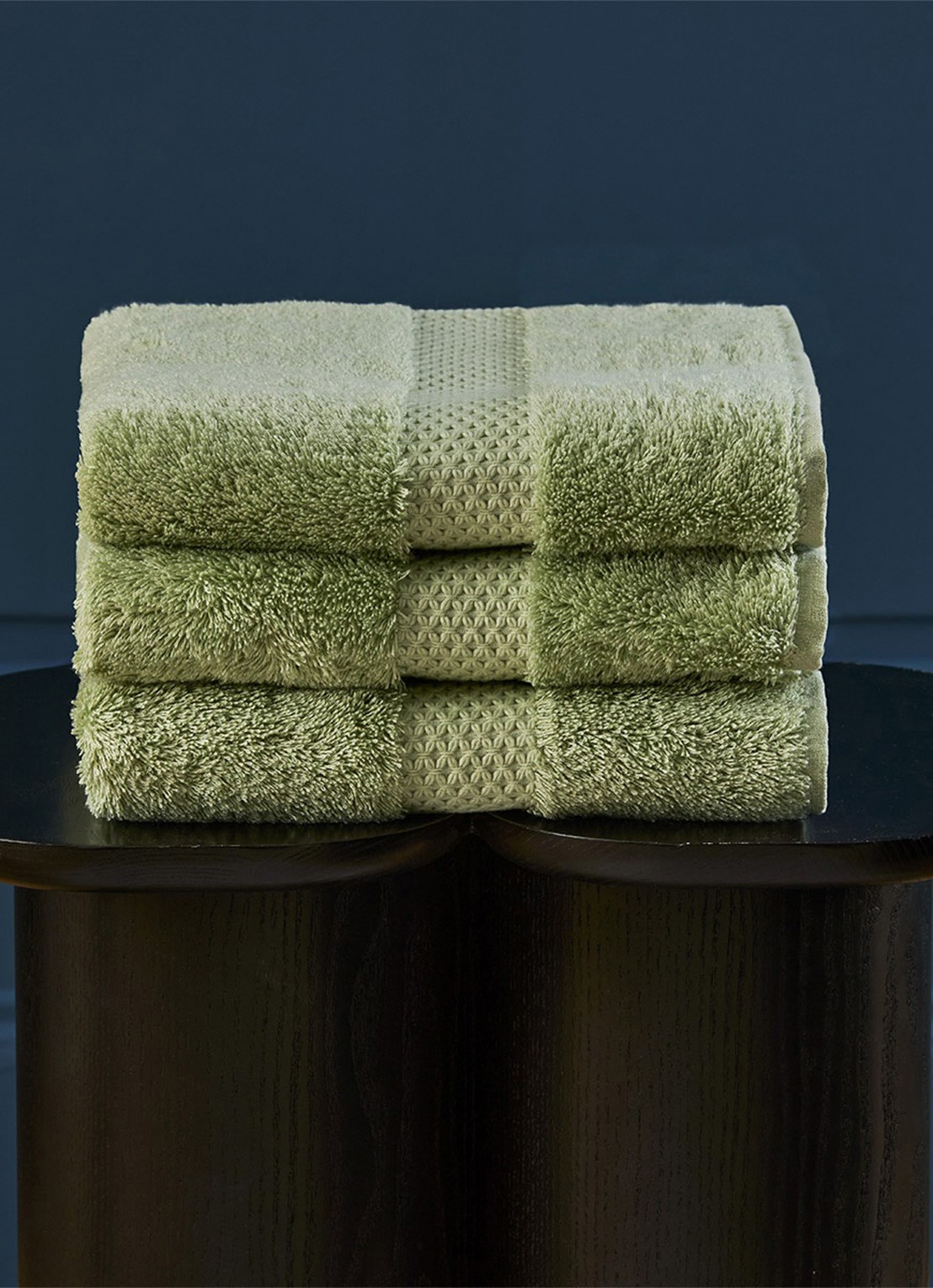 Yves Delorme Etoile gastendoek - 700 g/m² - 33 x 33 cm - voorkant 2 lindegroen