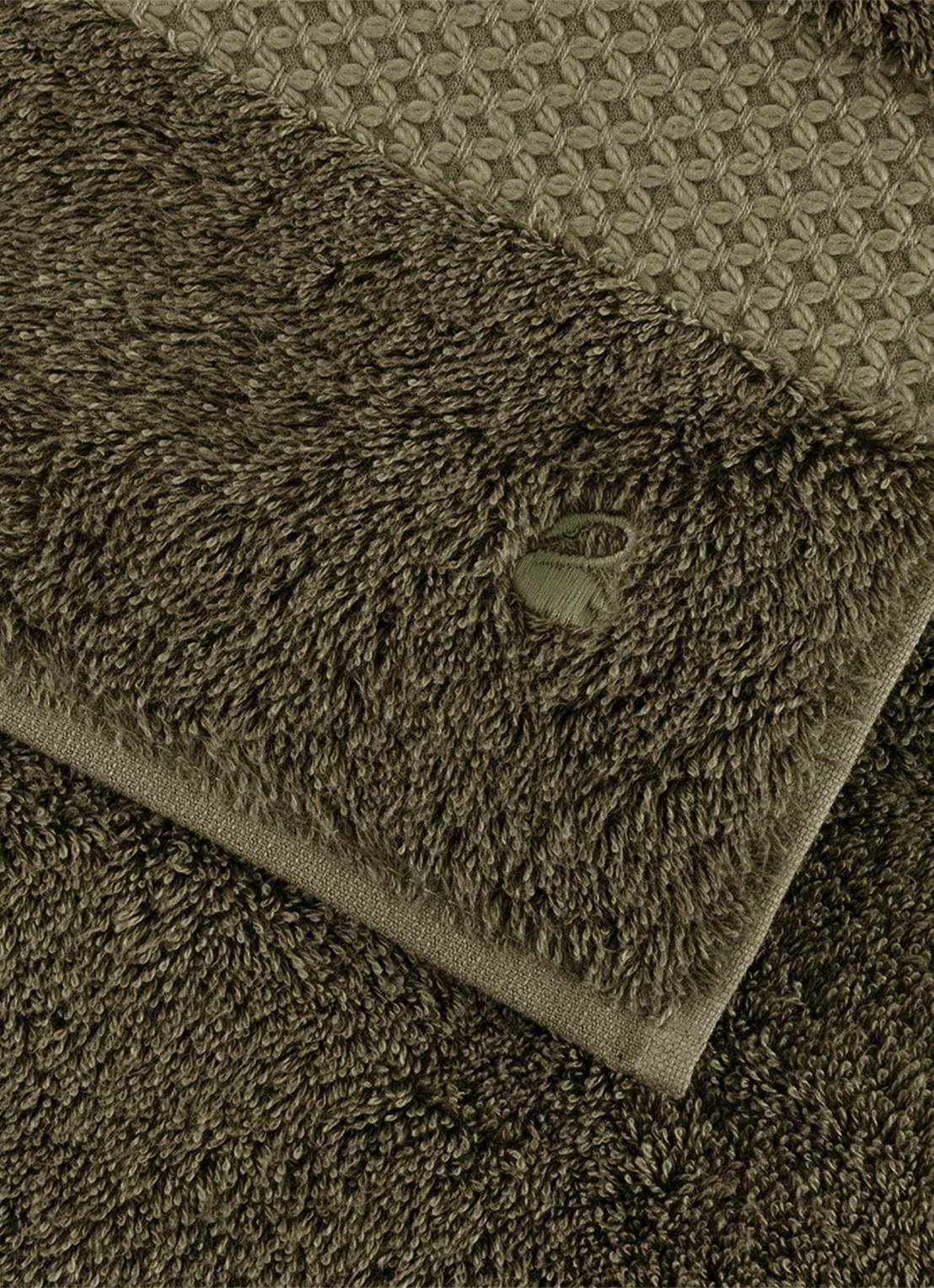 Yves Delorme Etoile gastendoek - 700 gr/m2 - 45 x 70 cm - achterkant khaki