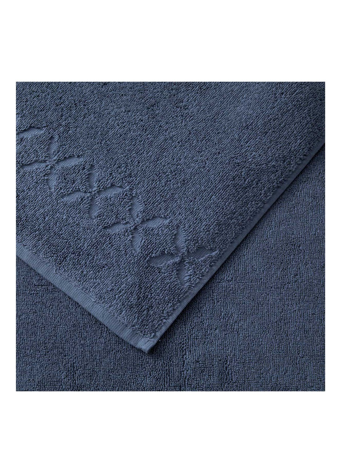 Yves Delorme Nature Amande badlaken - 550 gr/m2 - detail staalblauw