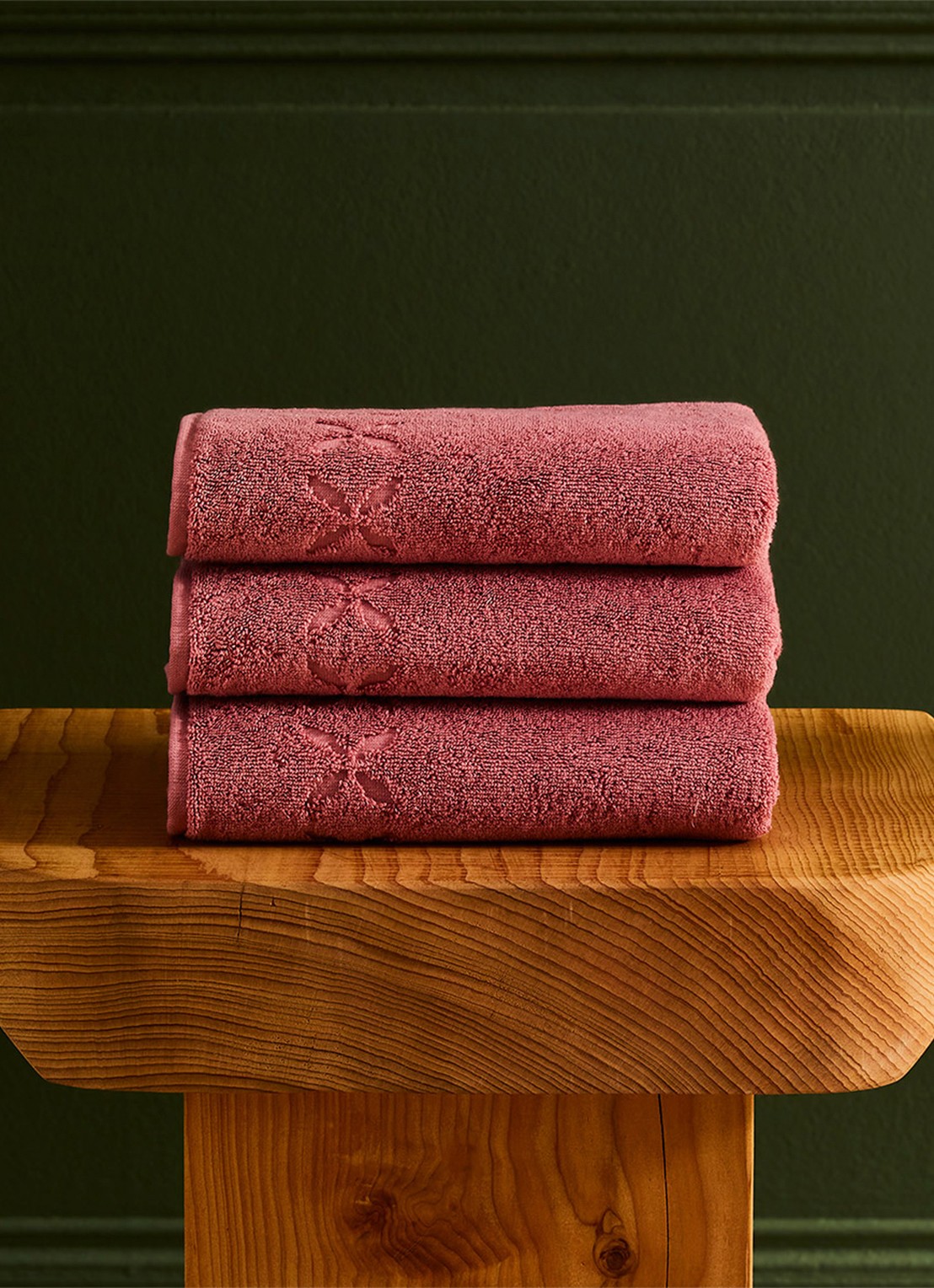 Yves Delorme Nature Amande handdoek - 550 gr/m2 - detail roze