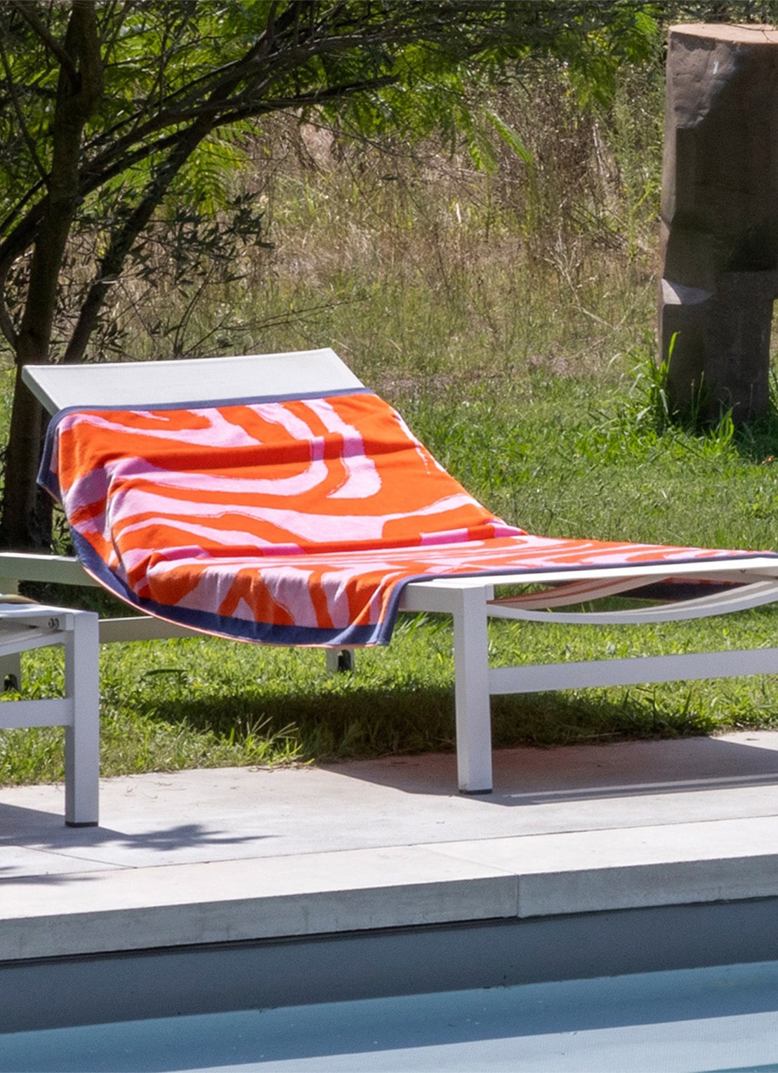 Yves Delorme Solaire strandlaken - 90 x 160 cm - voorkant 2 rood
