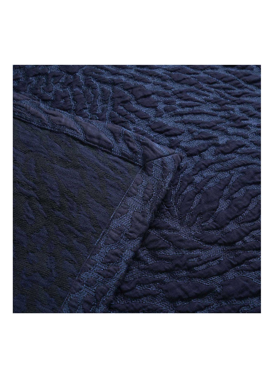 Yves Delorme Souvenir bedsprei in katoenblend - detail 3 blauw