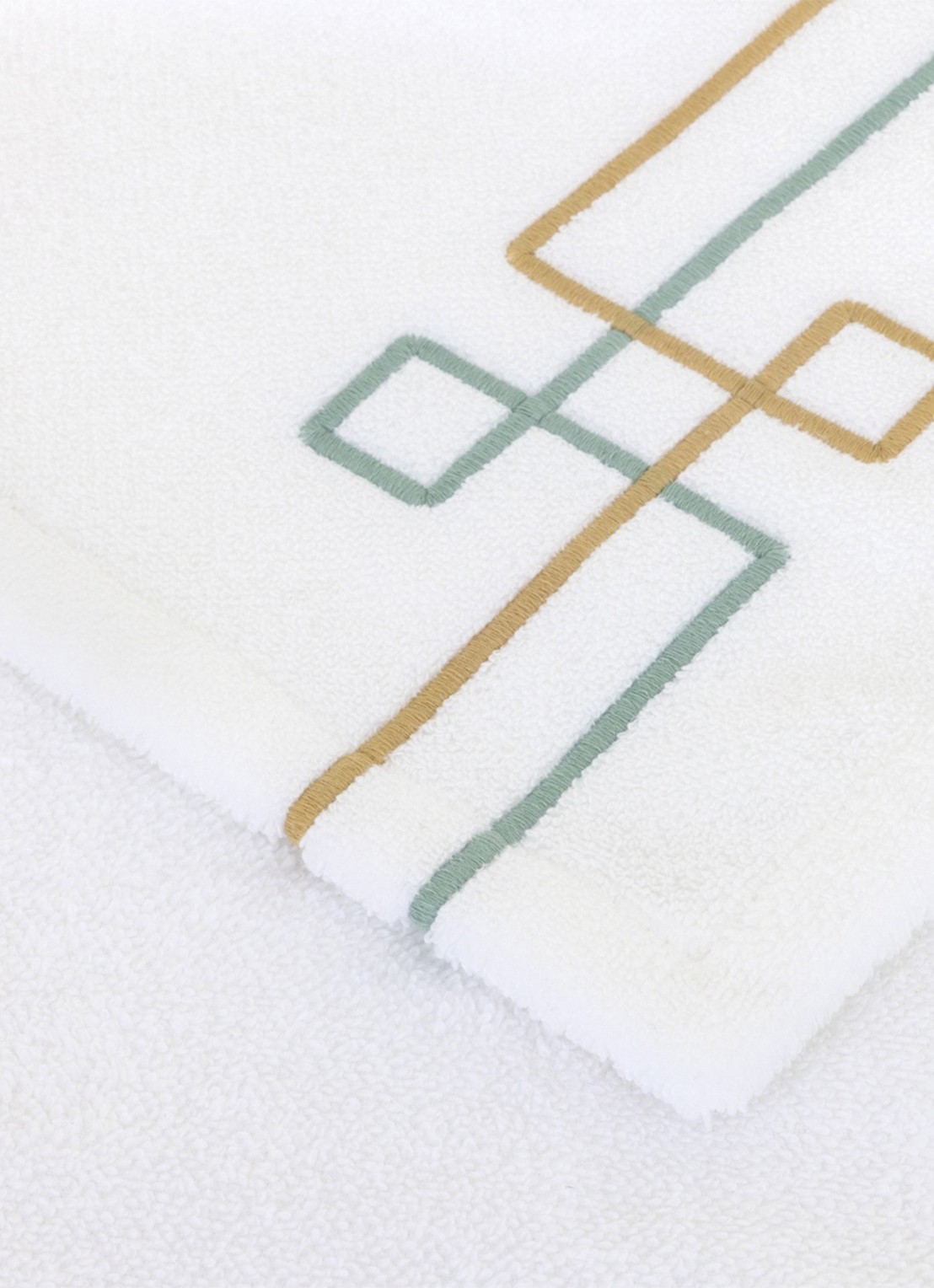 Yves Delorme Villa badhanddoek - 70 x 140 cm - detail 4 wit