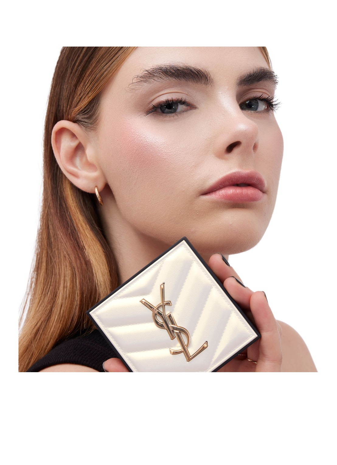 Yves Saint Laurent All Hours Hyper Luminize Highlighter - detail 3 03 rosy sand