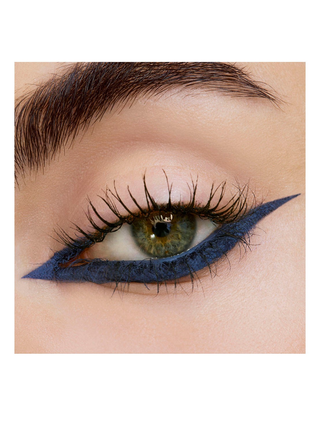 Yves Saint Laurent Lines Liberated - waterproof oogpotlood - detail 4 07 unconditional marine