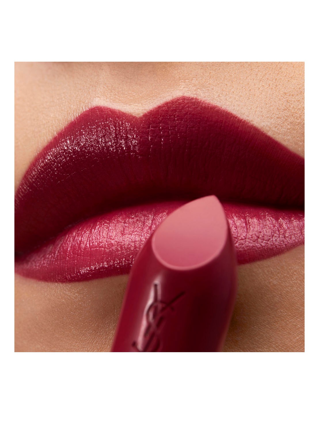 Yves Saint Laurent Rouge Pur Couture Lipstick  - detail 4 pm