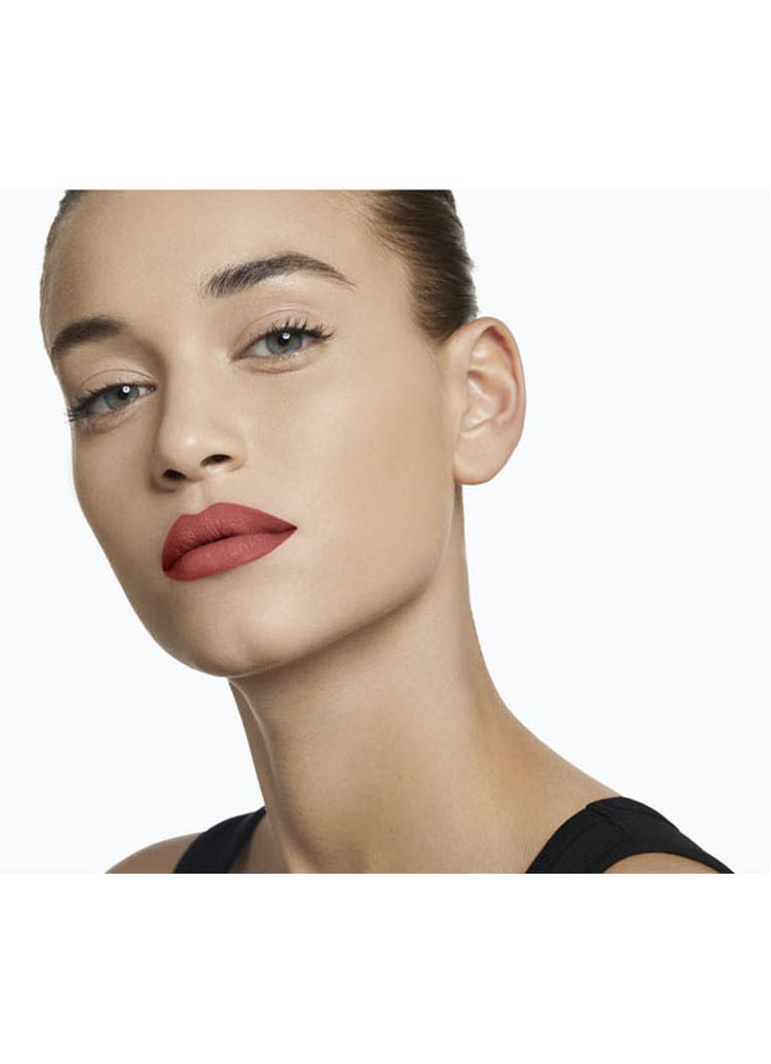 Yves Saint Laurent Rouge Pur Couture The Slim Lipstick - detail 4 30 nude protest