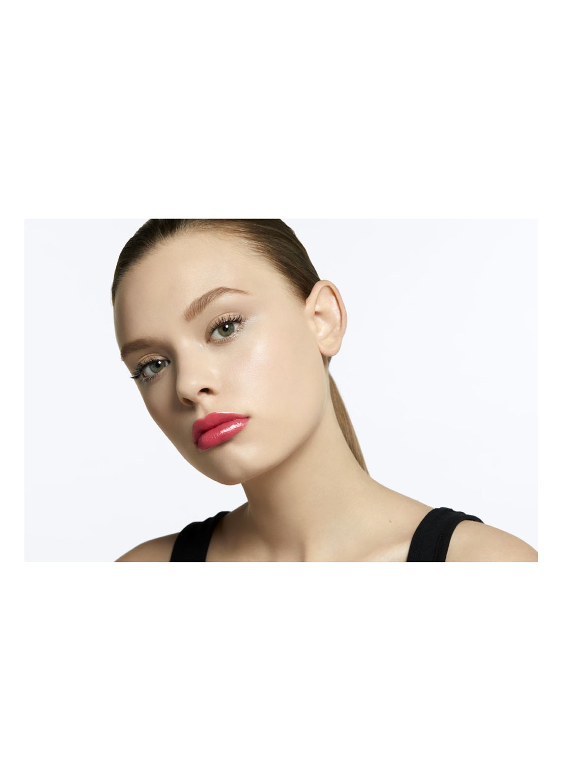Yves Saint Laurent Rouge Volupté Shine Oil-In-Stick - lipstick - voorkant 2 12 corail dolman