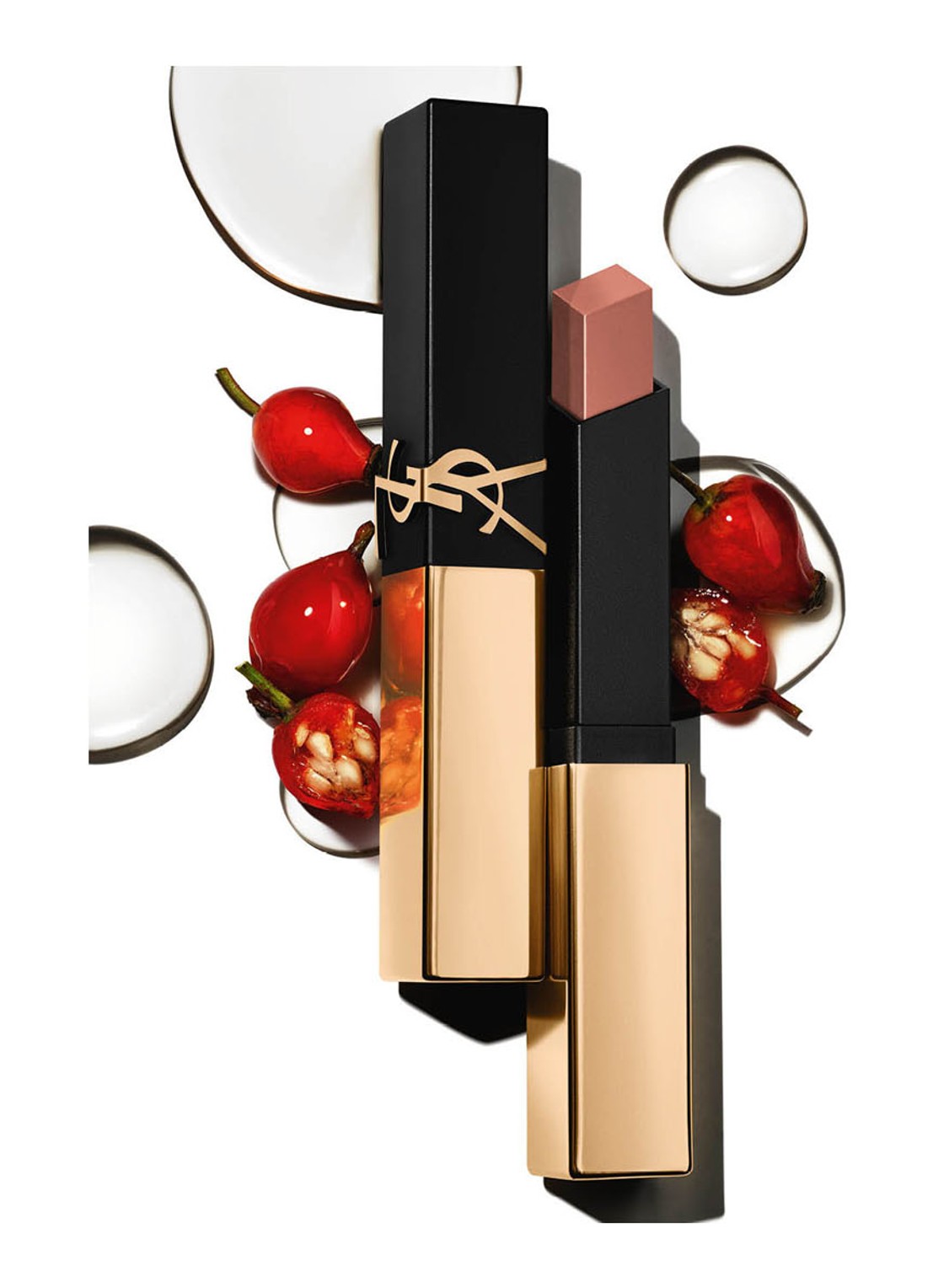 Yves Saint Laurent The Slim Couture Matte - lipstick - detail 2 23 nude blouse
