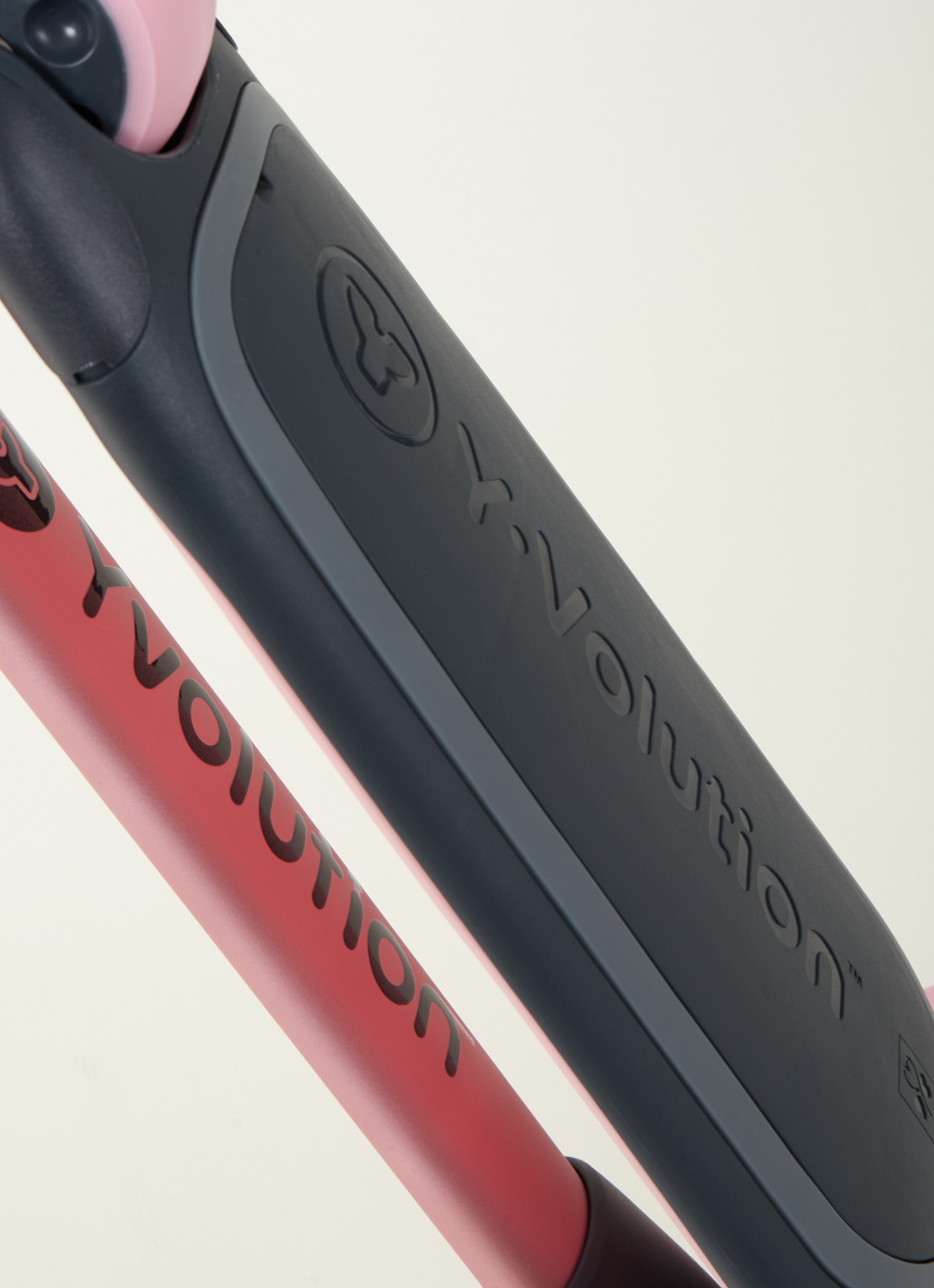 Yvolution Y Glider Nua step - detail roze