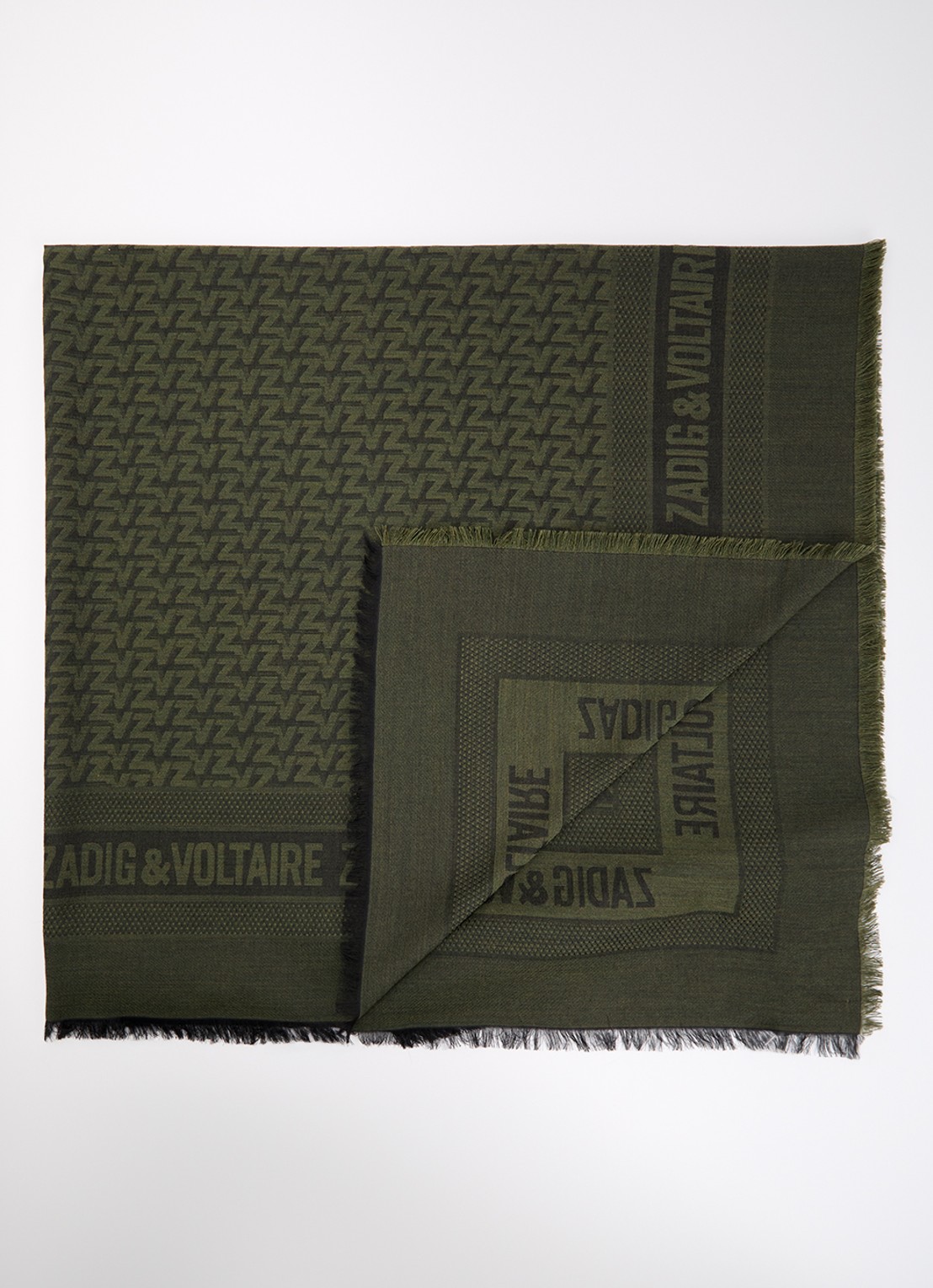 Zadig&Voltaire Initiale Glenn sjaal met print 135 x 135 cm  - voorkant groen