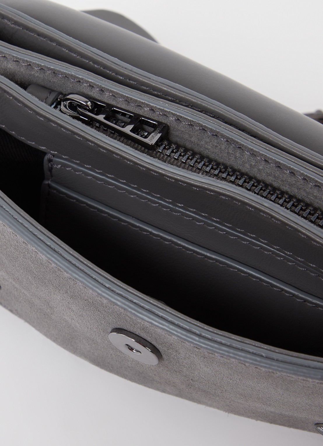 Zadig&Voltaire Kate clutch van kalfssuède met afneembare schouderriem - detail 5 grijs