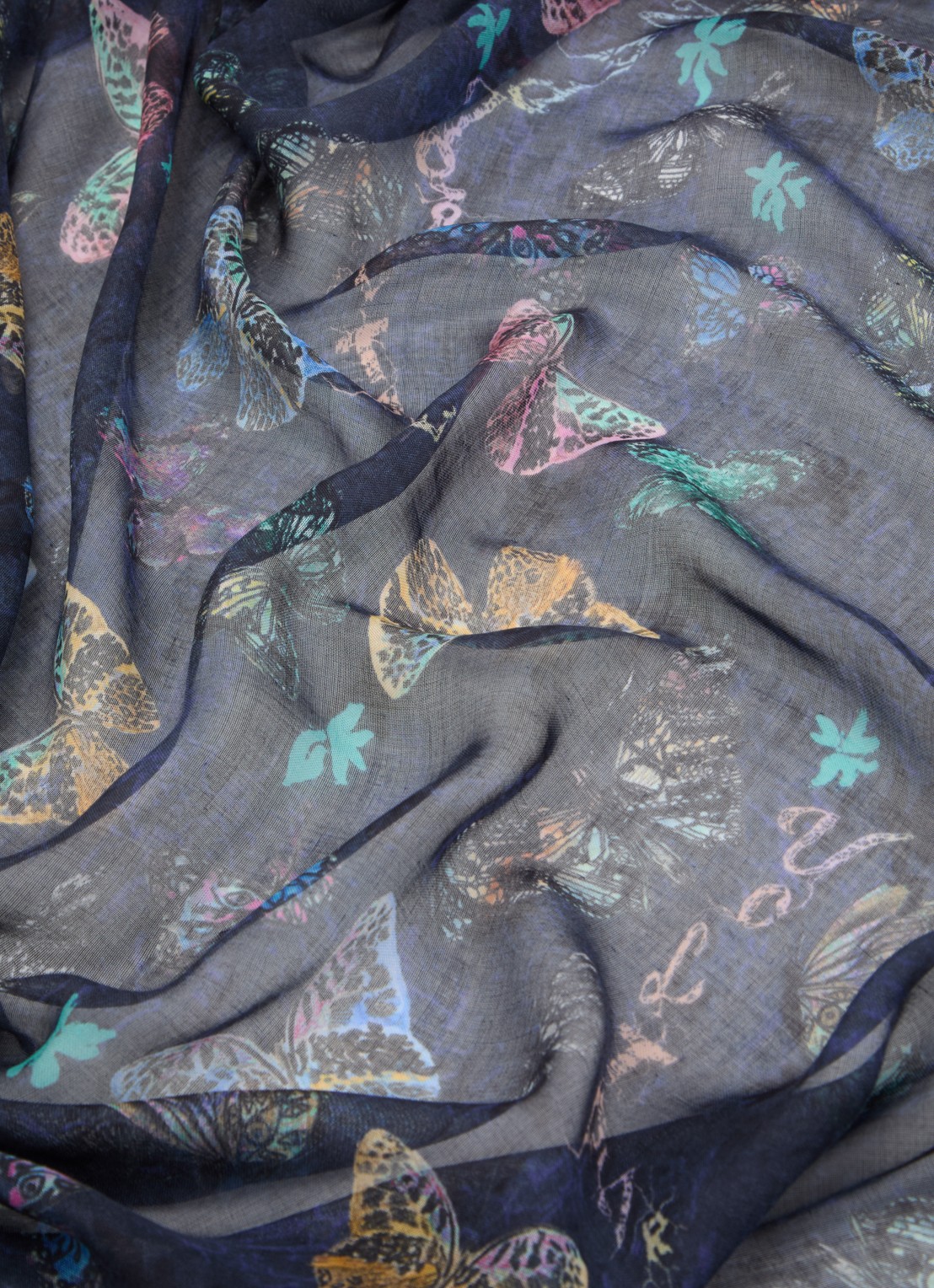 Zadig&Voltaire Kerry Butterfly sjaal met print 135 cm x 135 cm - detail 3 donkerblauw