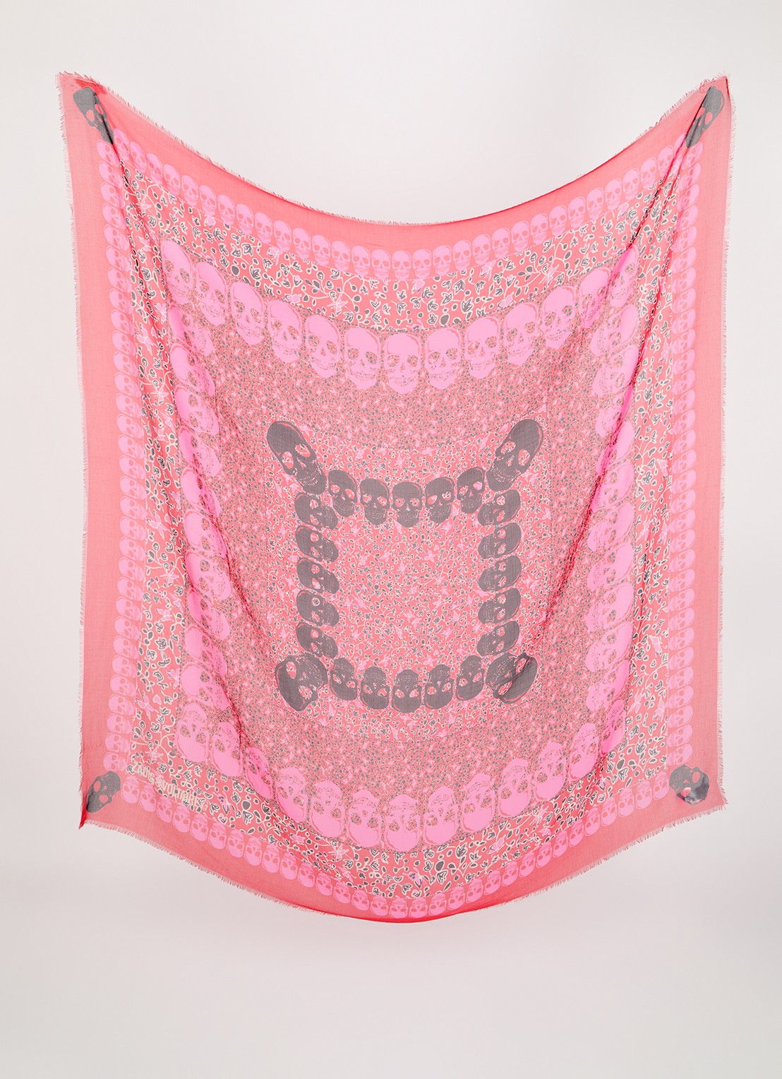 Zadig&Voltaire Kerry Garden sjaal met print 135 x 135 cm - detail fuchsia