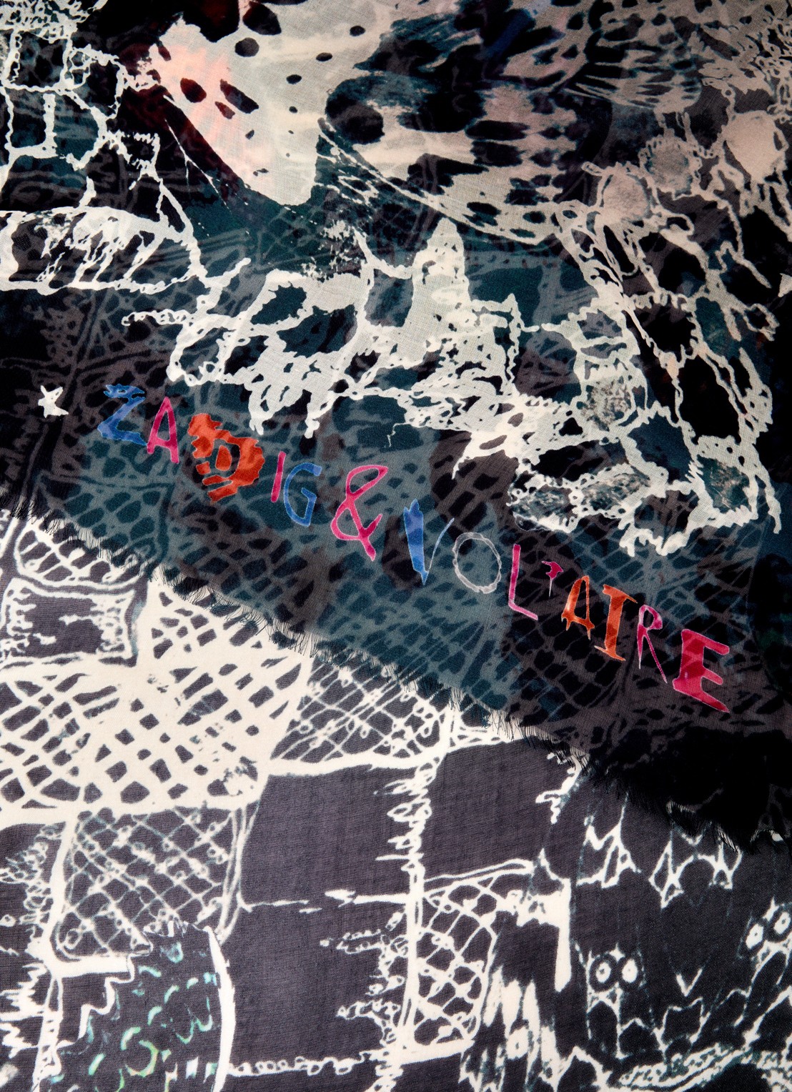 Zadig&Voltaire Kerry sjaal met print 134 x 134 cm - detail 3 donkerblauw