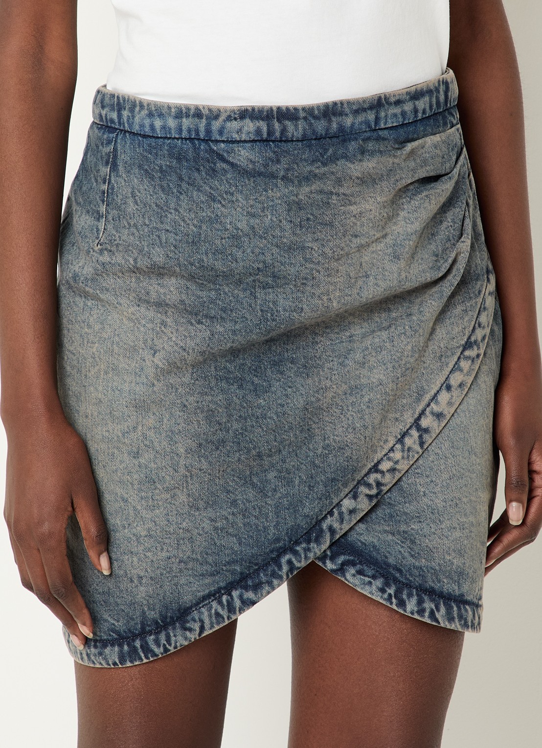 Zadig&Voltaire Mini spijkerrok met assymetrische zoom - detail indigo