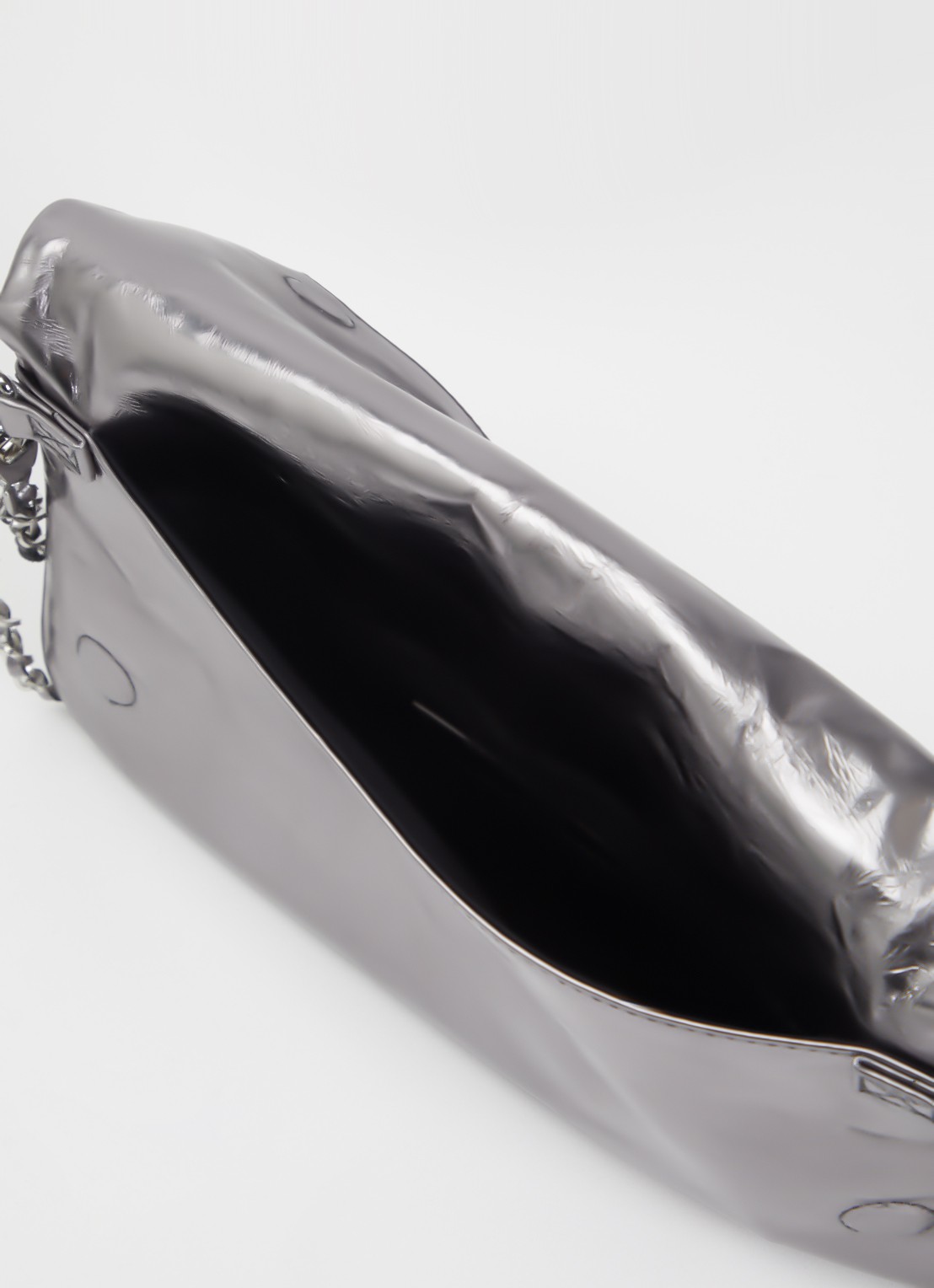 Zadig&Voltaire Rock clutch van leer met afneembare schouderriem - detail zilver