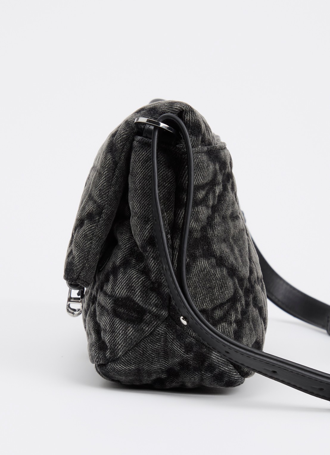 Zadig&Voltaire Rock II schoudertas met quilt patroon en afneembare schouderriem - detail 2 donkergrijs