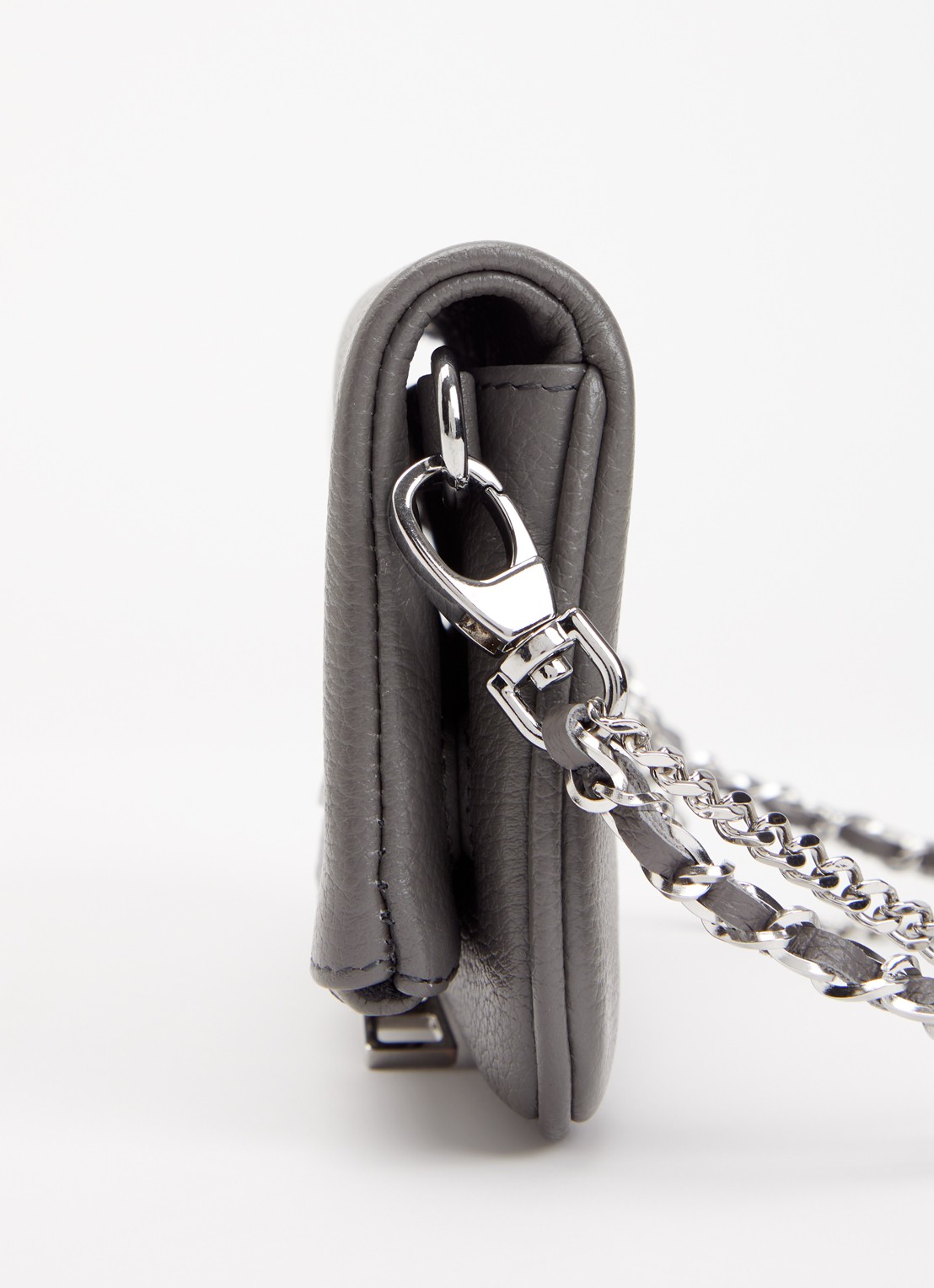 Zadig&Voltaire Rock Nano clutch van leer met afneembare schouderriem - detail 2 grijs
