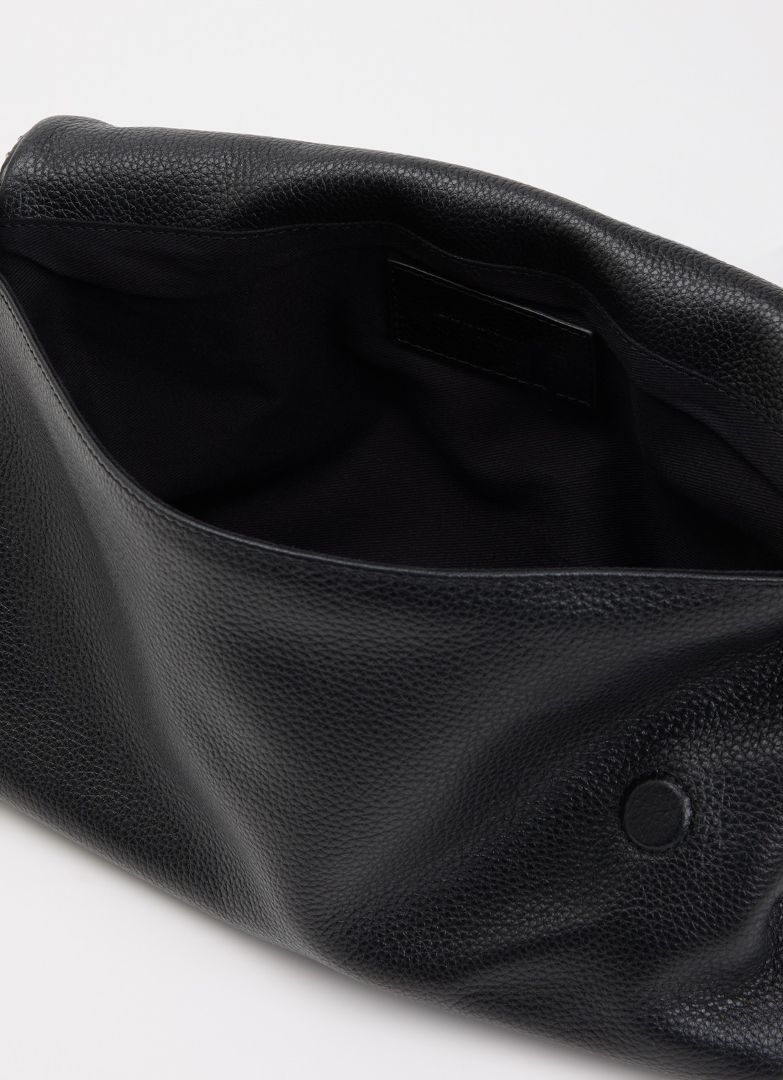 Zadig&Voltaire Rocky II schoudertas van leer met verstelbare schouderriem - detail zwart