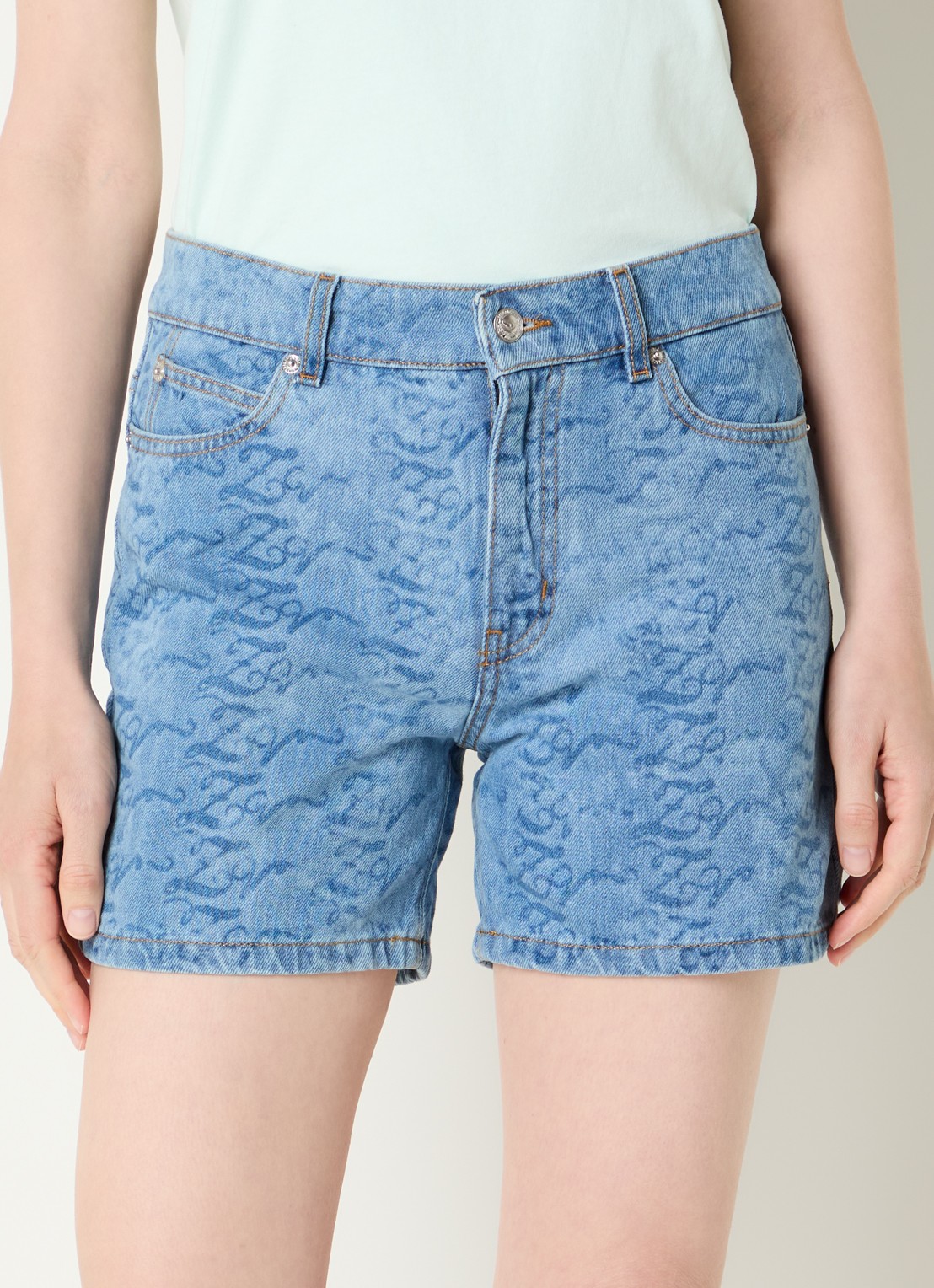 Zadig&Voltaire Sadys mid waist straight fit korte broek van denim met print - detail 2 indigo