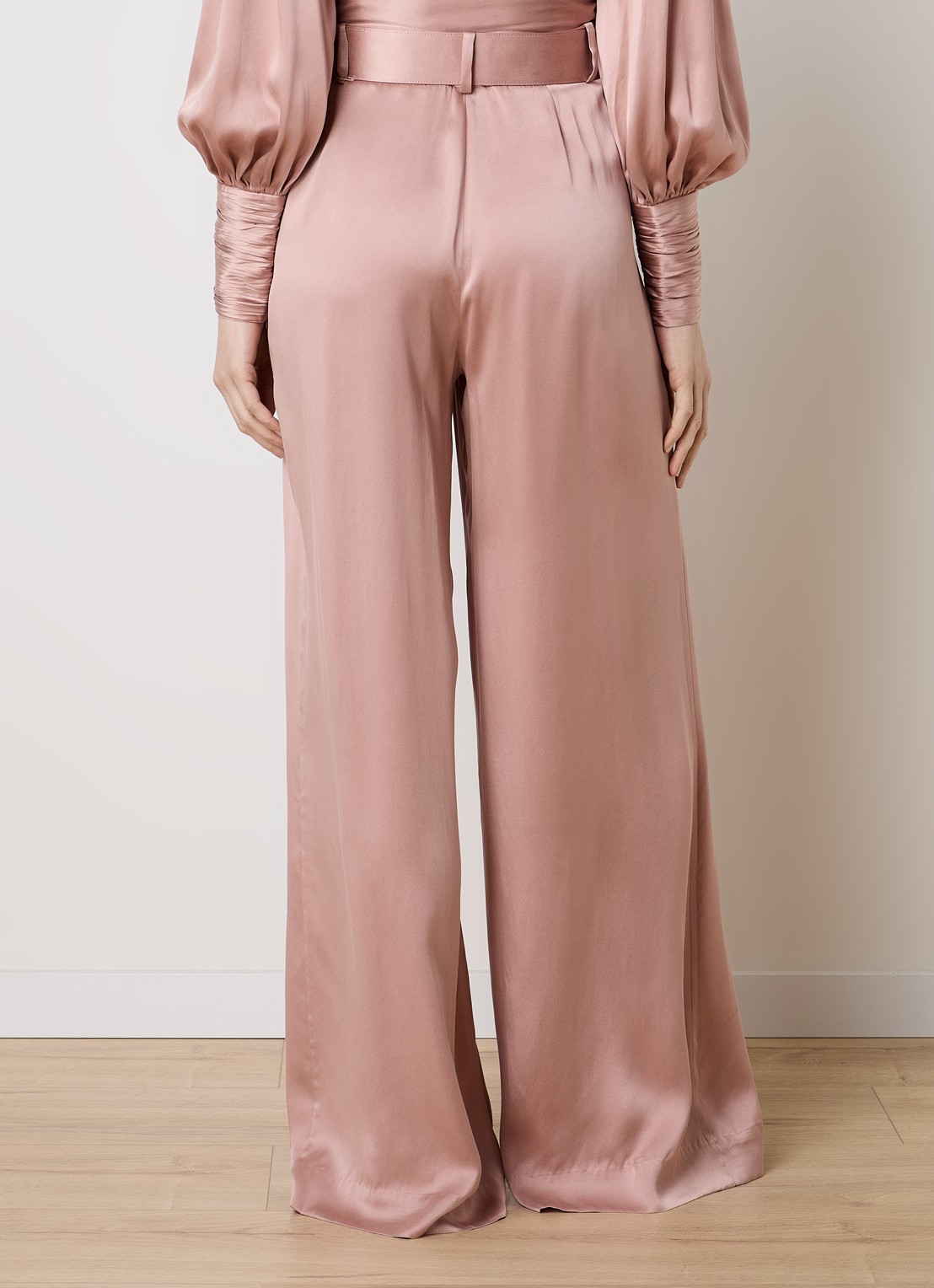Zimmermann High waist wide fit pantalon van zijde met ceintuur - achterkant 3 oudroze
