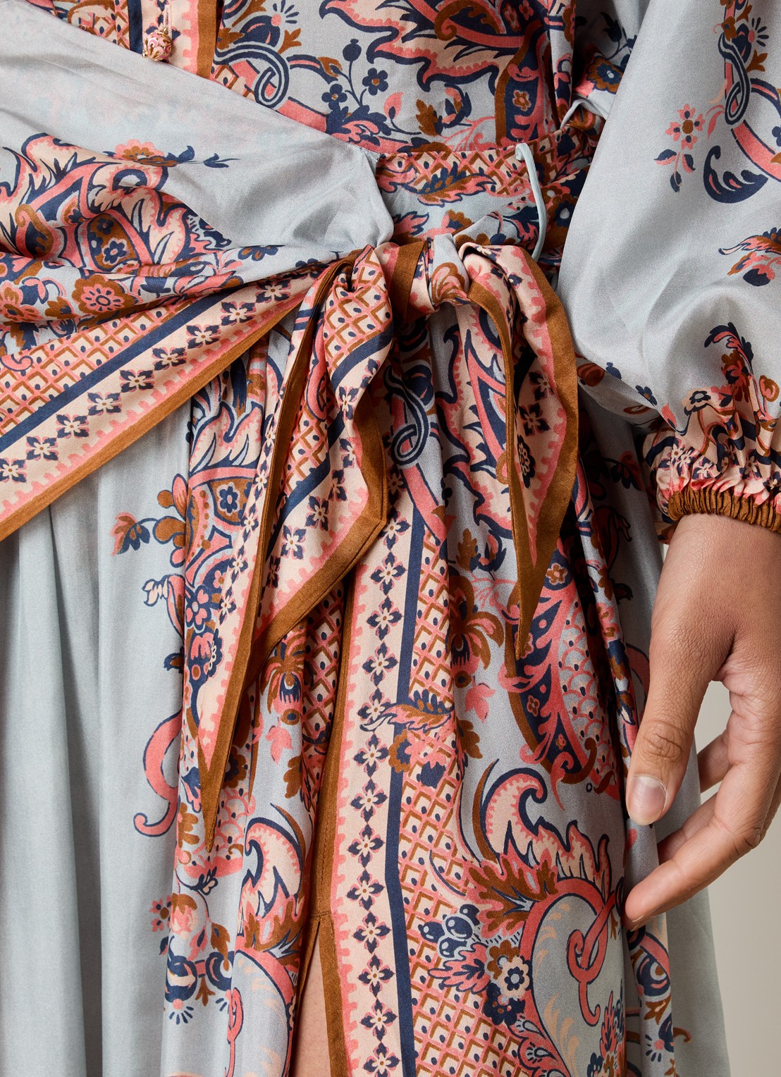 Zimmermann Maxi rok van zijde met split - detail 3 blauwgrijs