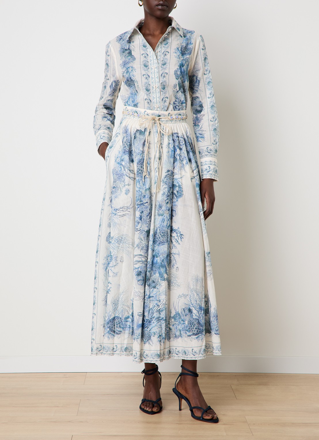 Zimmermann Wanderlust blouse met print - voorkant 3 staalblauw