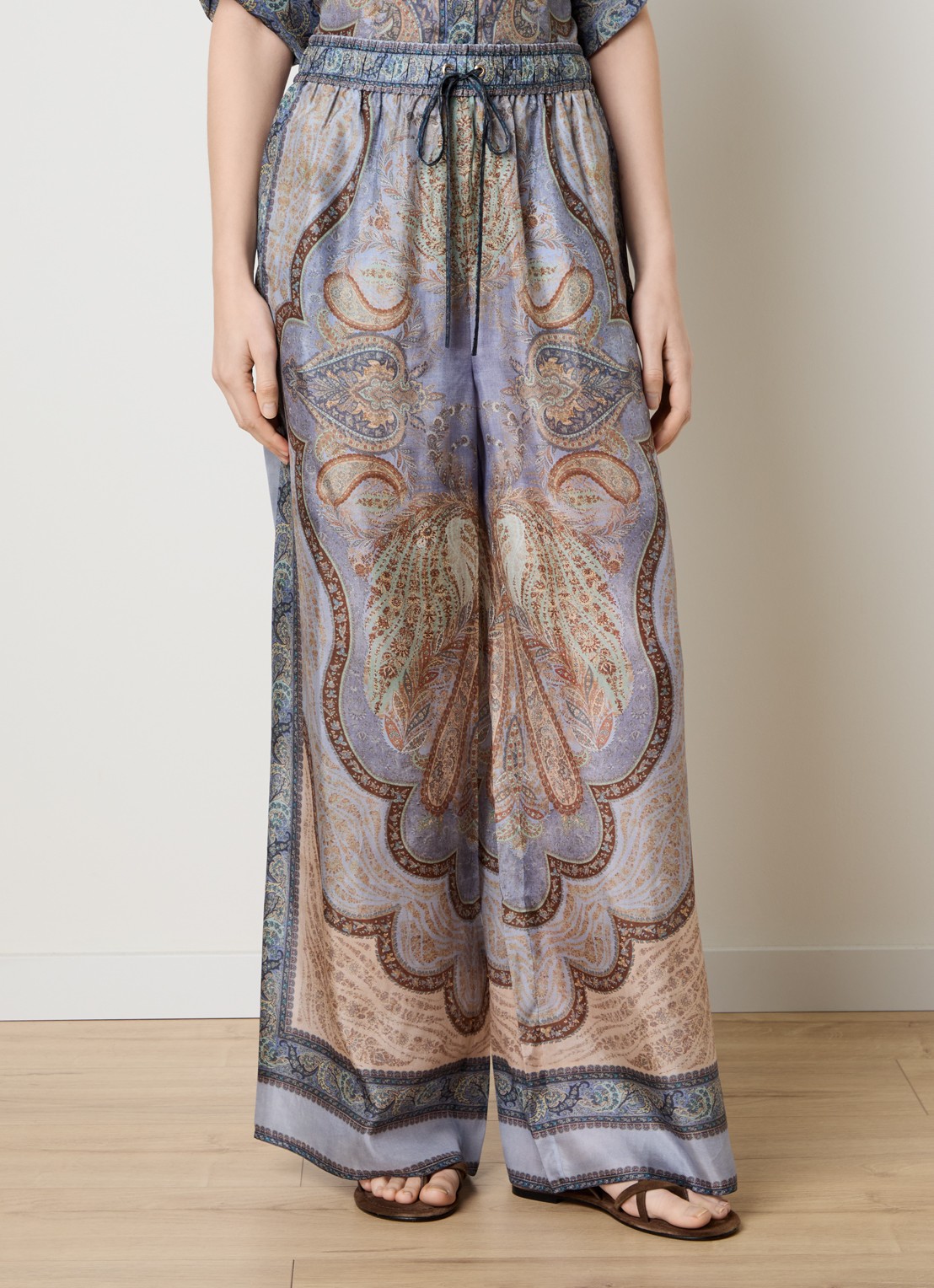 Zimmermann Wanderlust high waist wide fit palazzo broek van zijde met print - detail 4 staalblauw