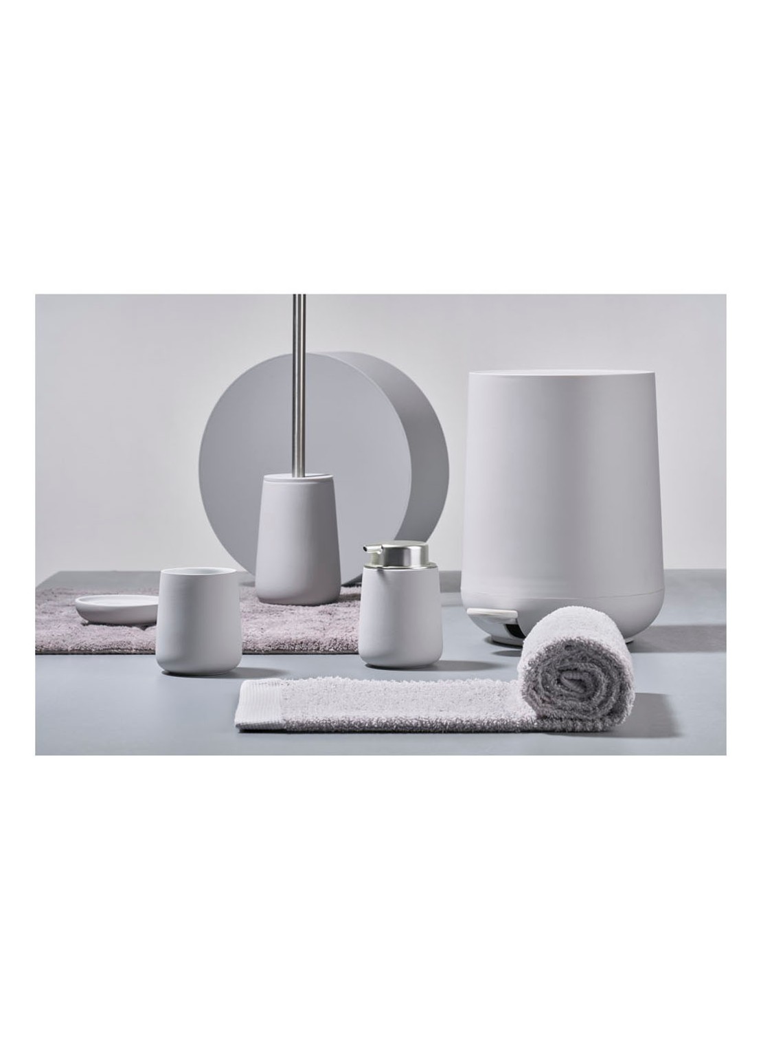 Zone Nova toiletborstel met houder - voorkant 3 wit
