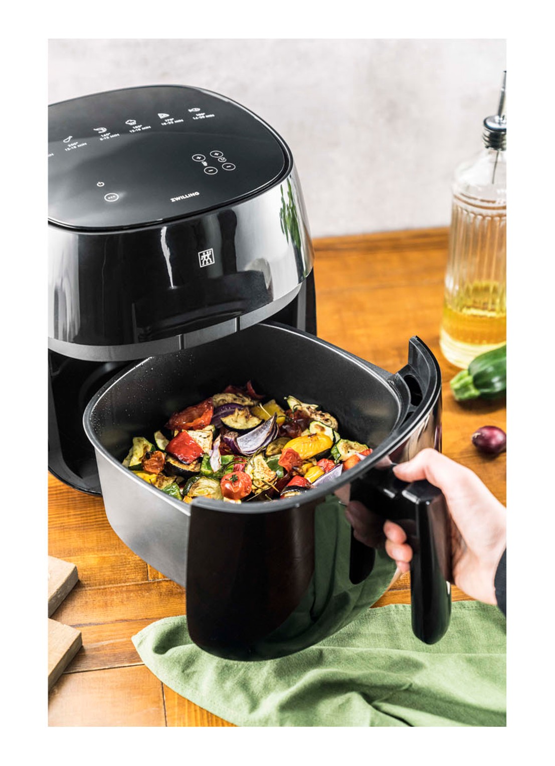 Zwilling Airfryer - detail 3 zwart