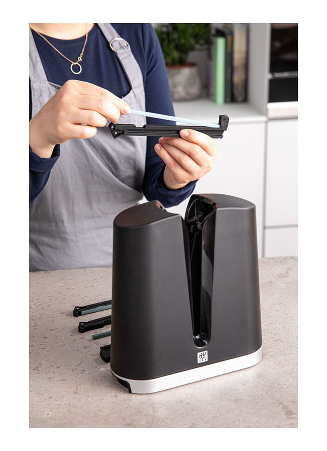 Zwilling Zwilling V-Edge Messenslijper - voorkant 4 zwart
