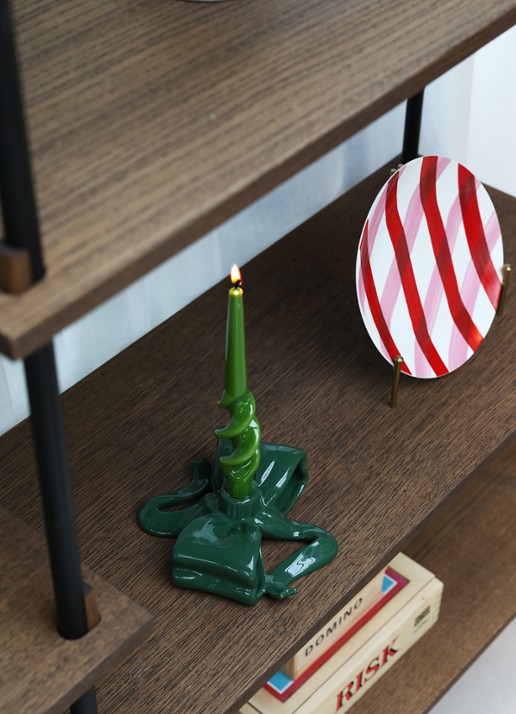&Klevering Alpha dinerkaarsen set van 3 - detail groen