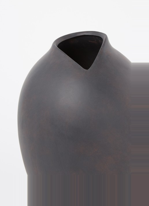101 Copenhagen Sumo Slim vaas 37,5 cm - detail donkerbruin