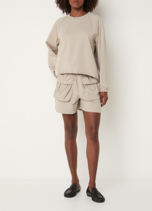 10DAYS High waist loose fit korte broek met klepzakken - voorkant 4 khaki