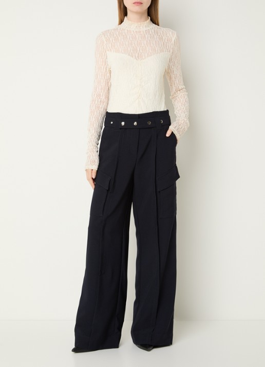Aaiko Amy semi-transparante top met broderie - voorkant 4 gebroken wit