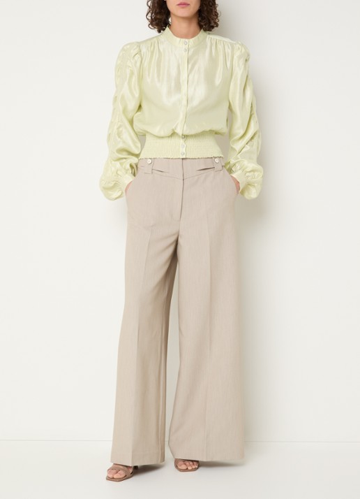 Aaiko Beaudine blouse met ballonmouw en metallic finish - voorkant 4 lichtgeel
