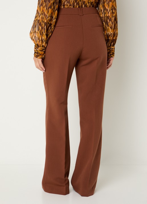 Aaiko Chantalle mid waist flared fit broek met steekzakken - achterkant 4 bruin