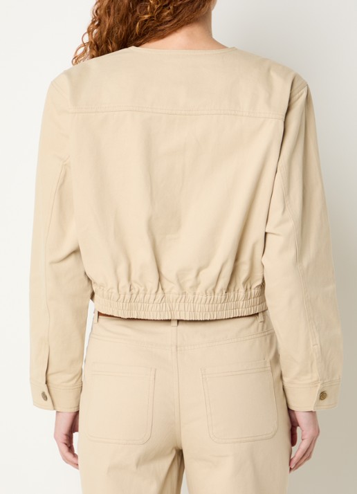 Aaiko Fallon cropped jack met opgestikte zakken - achterkant beige