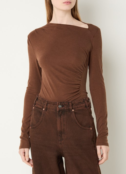 Aaiko Jalisse top in wolblend met asymmetrische hals - detail cognac