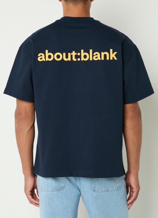 about:blank Reverse T-shirt met logo- en backprint