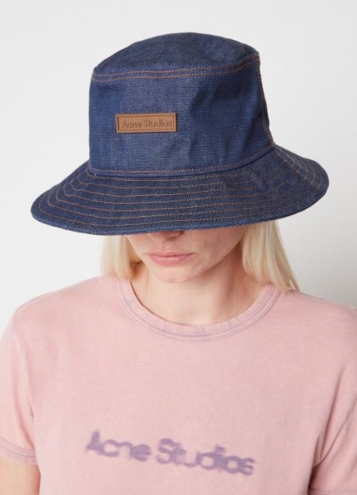 Acne Studios Bucket hoed van denim met logo - voorkant 2 indigo