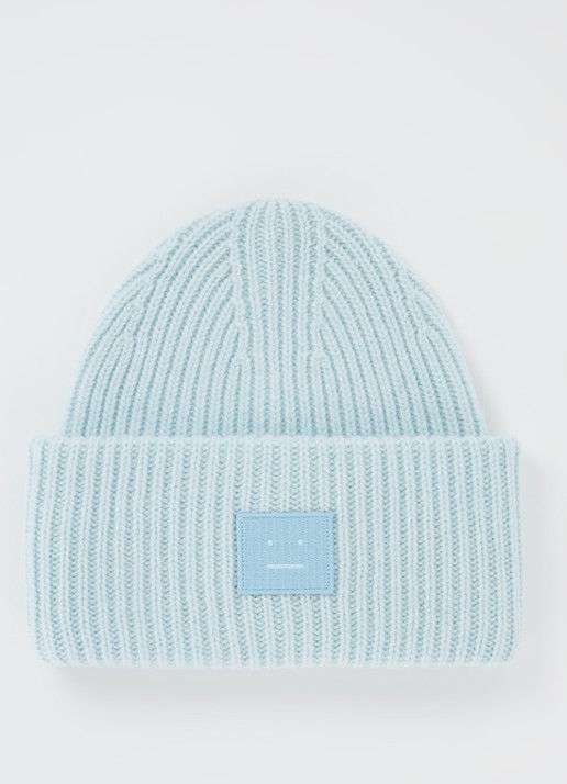 Acne Studios Ribgebreide muts van wol met borduring - voorkant lichtblauw