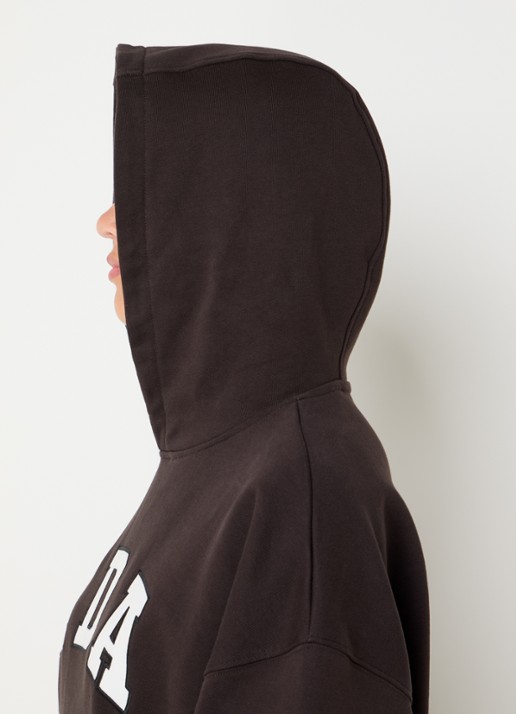 Adanola Ada sweater met logoborduring - detail 4 donkerbruin
