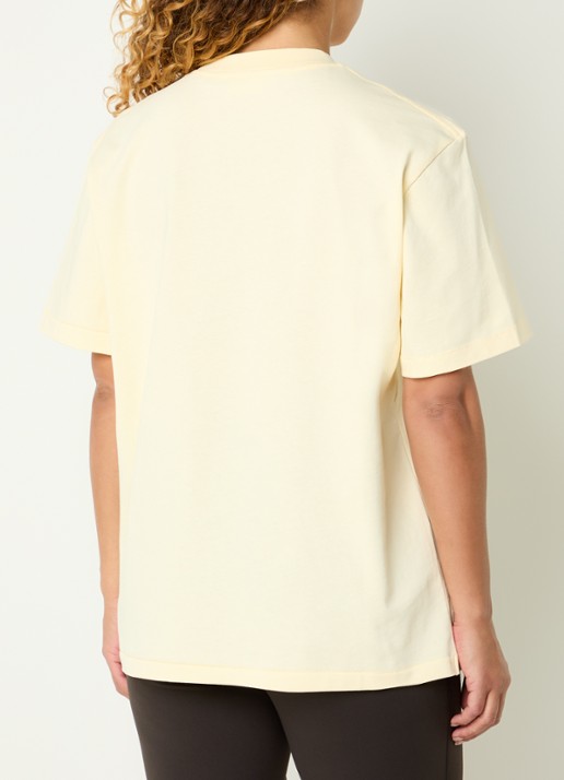 Adanola T-shirt met logoborduring - achterkant lichtgeel