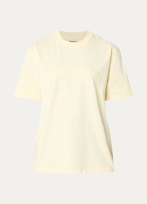 Adanola T-shirt met logoborduring - voorkant 3 lichtgeel